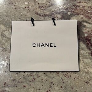CHANEL Classic White and Black Shopping Bag